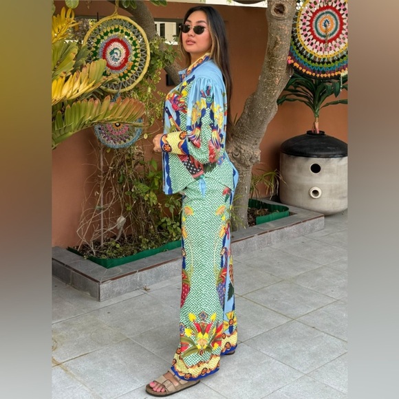 Colorful Peacock Print Matching Set | Button Shirt & Wide Leg Pants | Size Large - Picture 4 of 7